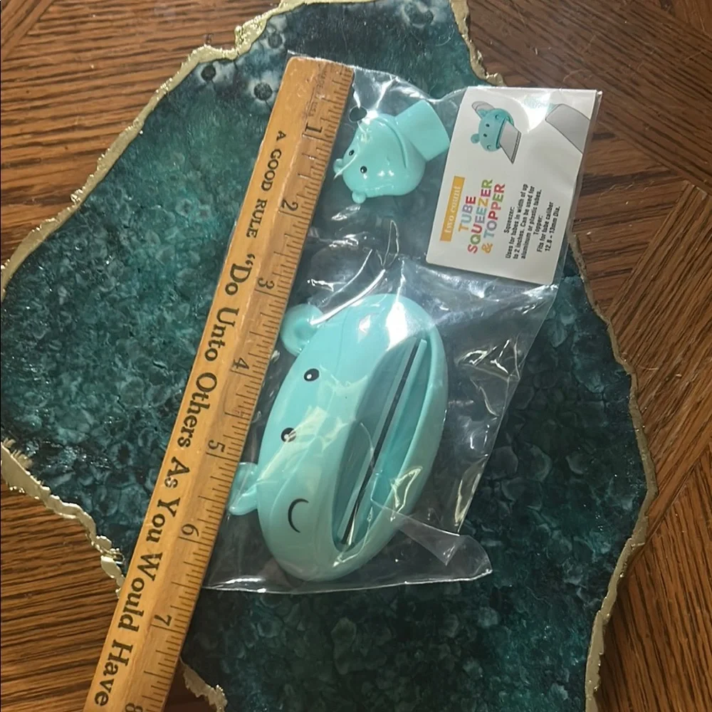 Hippo Toothpaste Tube Squeezer and Topper
